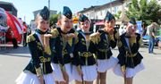 Widowisko muzyczne, taneczne z wojskiem i mażoretkami. Międzynarodowy Festiwal Orkiestr Dętych w Skale. Od lat podziwiają go tłumy widzów