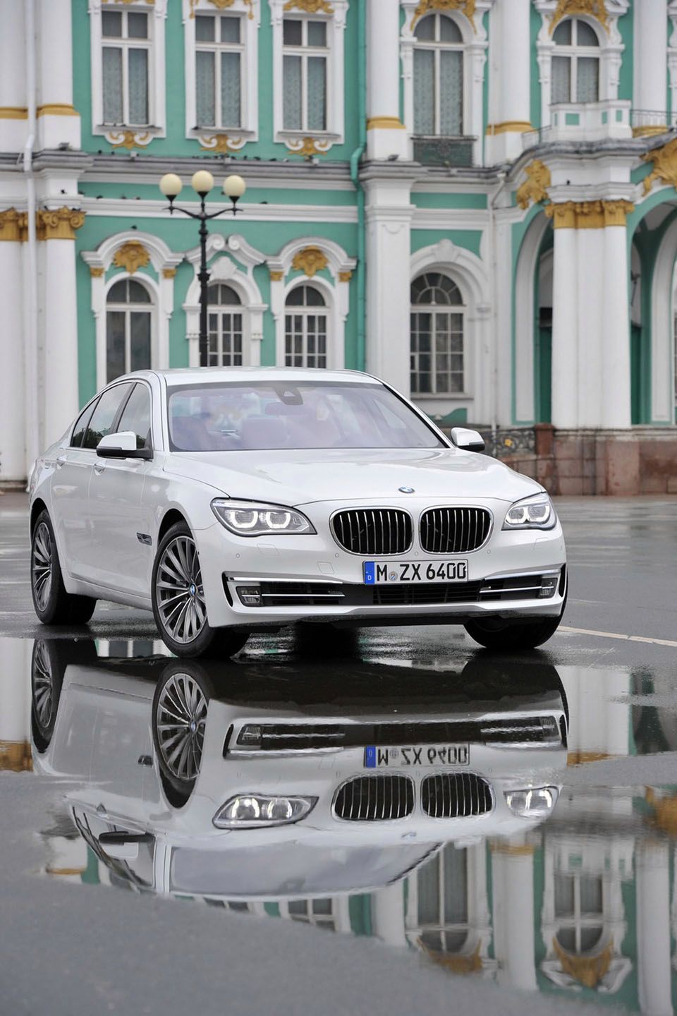 BMW serii 7 2013 (242)