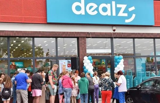 Znana sieć dyskontów wystawiona na sprzedaż. W Polsce ma 344 sklepy