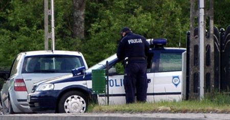 Podał policjantom dowód. A na nim coś, co sprawiło, że natychmiast był w areszcie