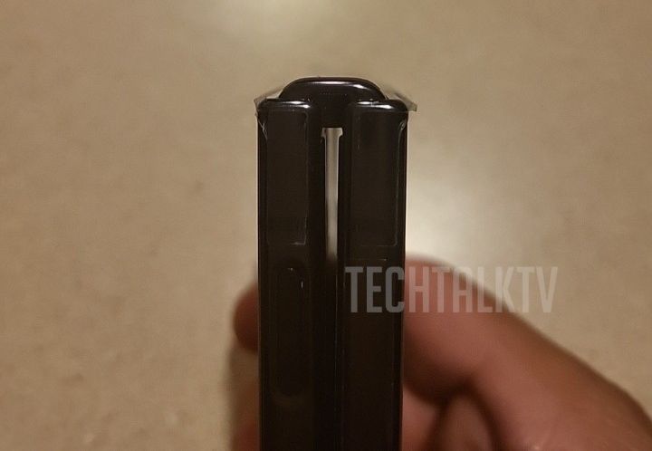 Samsung Galaxy Z Flip 4 przyłapany na zdjęciach. Jedna zmiana ucieszy użytkowników 4