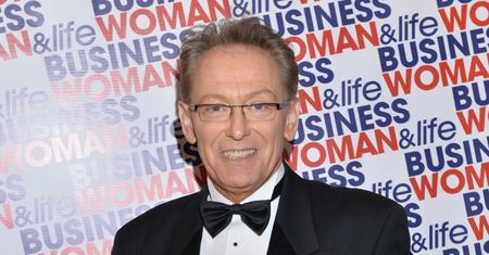 Jacek Borkowski okłamał sąd biskupi, mówiąc, że jest gejem. Teraz aktor ogłosił, że się ZARĘCZYŁ. Kim jest jego nowa miłość?