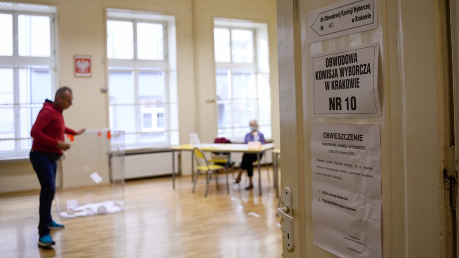 Wybory przez pełnomocnika. Kto może oddać głos przez osoby trzecie?