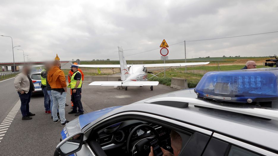 Awaryjne lądowanie na A1. Znamy ustalenia śledczych 