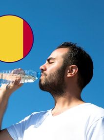 How to protect ourselves from water intoxication. Doctors warn that excessive hydration can be fatal