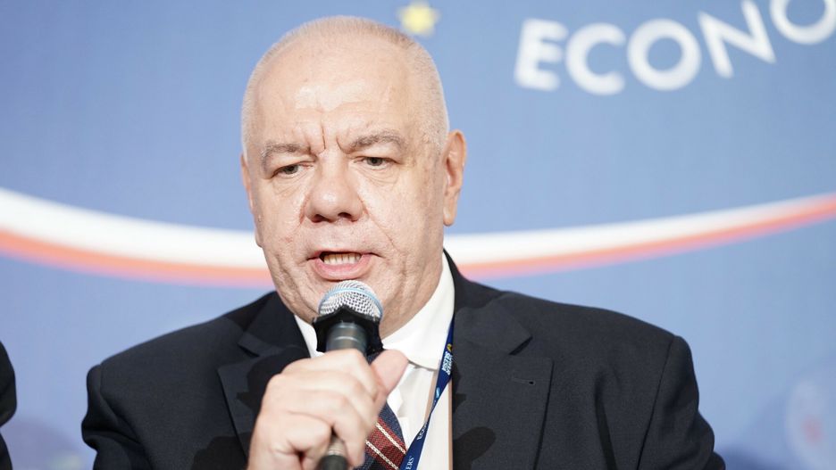 XXXIII Forum Ekonomiczne w Karpaczu
Fot. Kacper Loch/East News. Karpacz, 04.09.2024. XXXIII Forum Ekonomiczne w Karpaczu. Panel Zrownowa?ony Rozwoj pt. "Energetyka nuklearna na swiecie. Zmierzch, czy nowy poczatek?". 
N/z: Jacek Sasin
Kacper Loch
