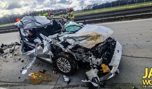 Poważny wypadek na A4. Osobówka uderzyła w tira