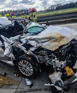 Poważny wypadek na A4. Osobówka uderzyła w tira