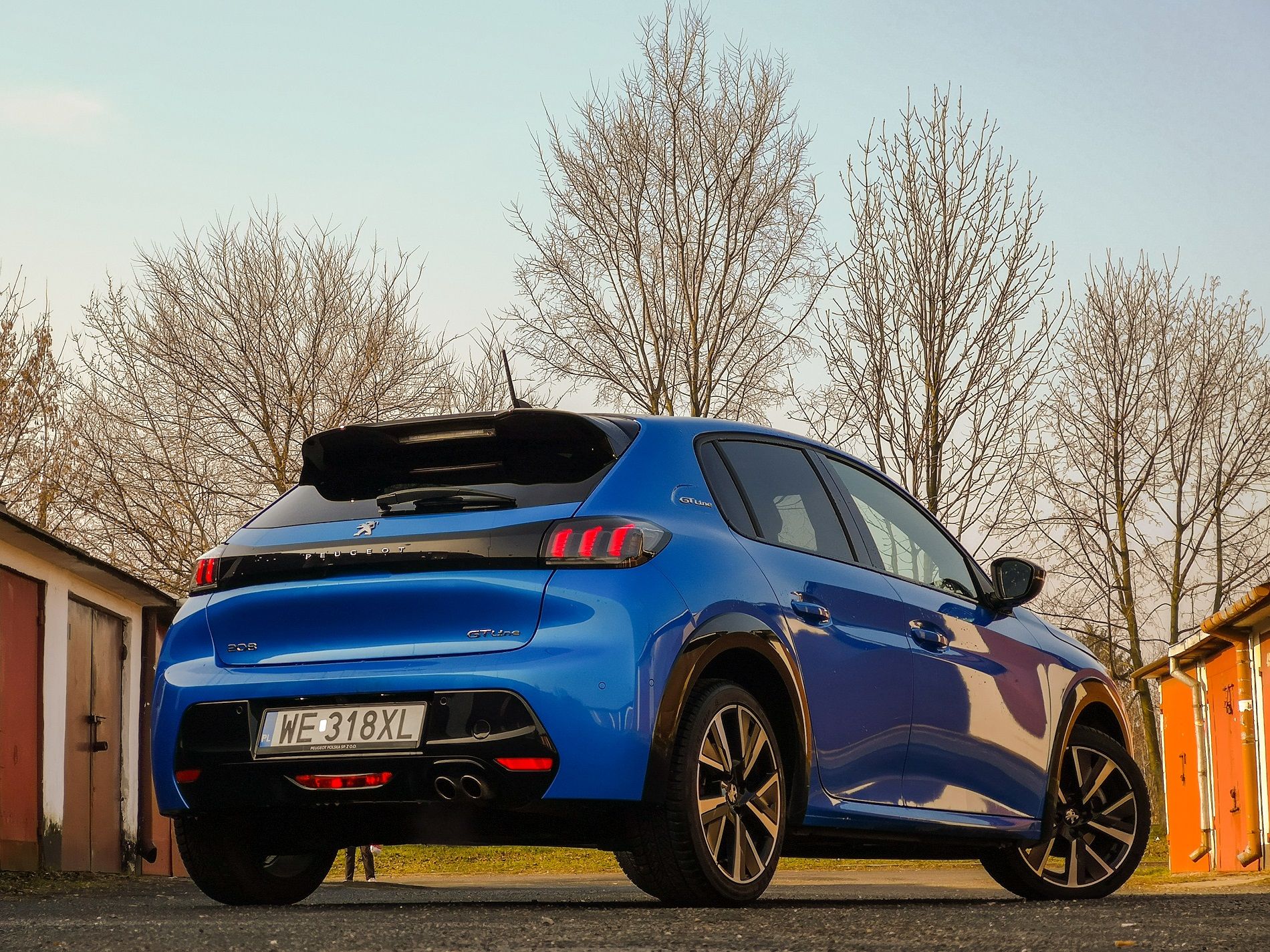 Peugeot 208 GT Line: wirtualne zegary 3D oraz obsługa systemu 44