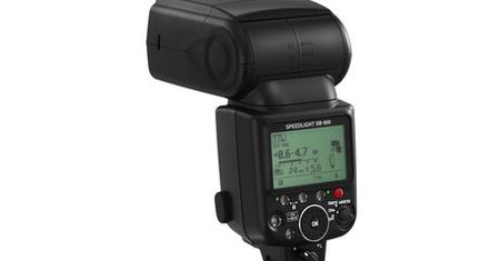 Nikon SB-900 ? profesjonalna lampa błyskowa