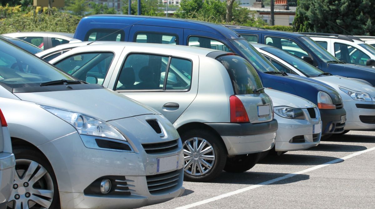 W Poznaniu powstał nowy bezpłatny parking na niemal 100 samochodów