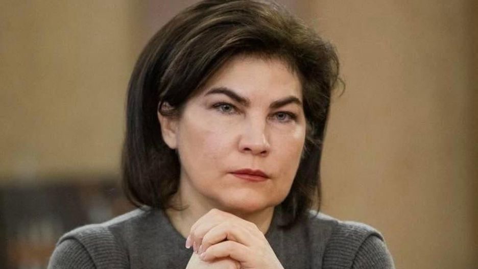 Iryna Wenediktowa poinformowała, że śledczym udało się ustalić tożsamość jednego z gwałcicieli