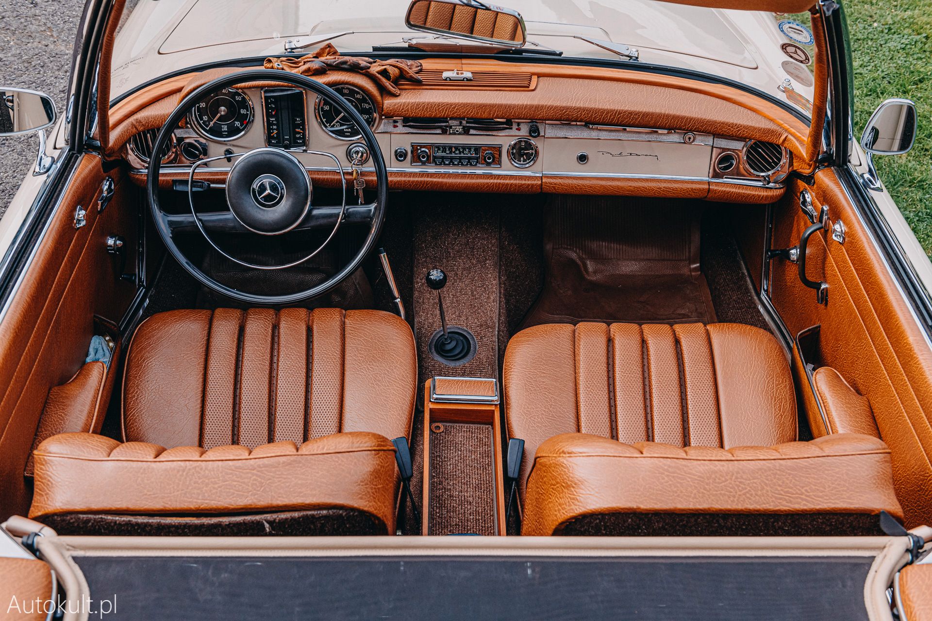 Mercedes SL W113
