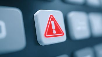 Nowy atak na Polaków. Cyberprzestępcy podszywają się pod rząd