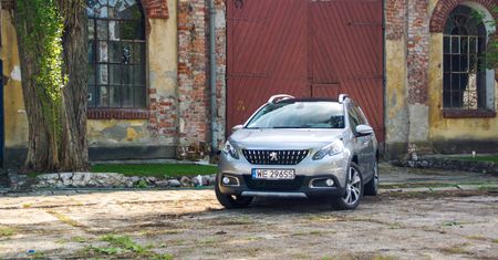 Peugeot 2008 Crossway: solidny kompan na wycieczkę. Gdyby tylko miał więcej polotu