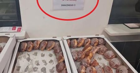 Rozwiódł się po latach walki z żoną. Spójrzcie, co przyniósł do pracy