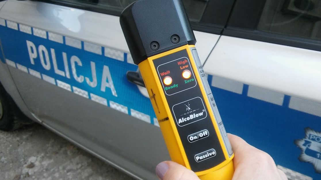 40-latek z województwa świętokrzyskiego prowadził auto, mając 2,5 promila [zdjęcie ilustracyjne] 