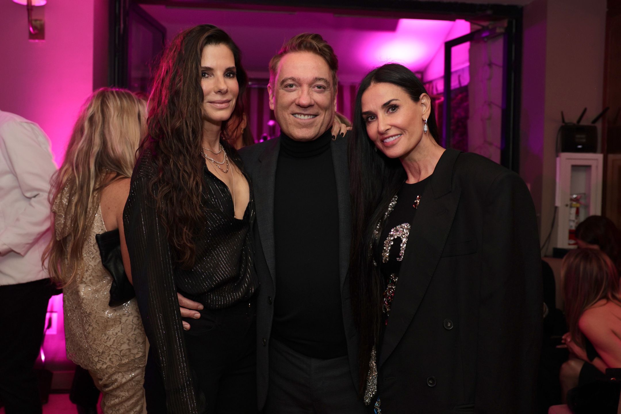 Sandra Bullock i Demi Moore na imprezie przed Oscarami