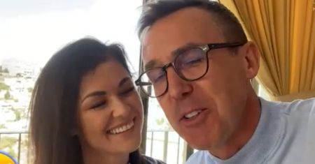 Katarzyna Cichopek i Maciej Kurzajewski prezentują POCAŁUNEK na wizji! "Nikt za nas życia nie przeżyje" (FOTO)