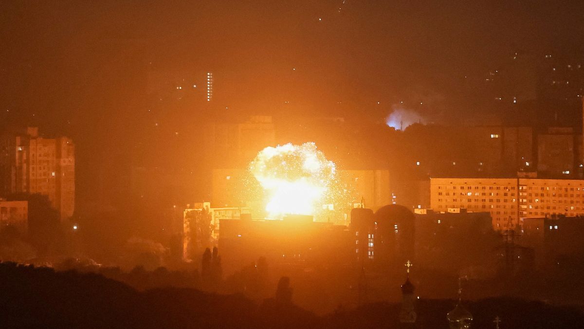 Atak rosyjskich dronów na Kijów 