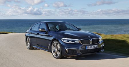 BMW M550i z nowym silnikiem. Zaskakująco dużo mocy