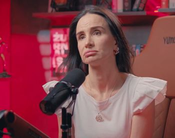 Zapytał ją, czy zdradziła Karolaka z kelnerem. Mmówi wprost, jak było