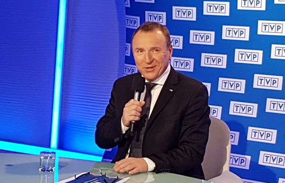 Telewizja Polska pozwie „Newsweek” i autora tekstu o „tajemnicach TVP”. Kurski: Tomasz Lis to damski bokser