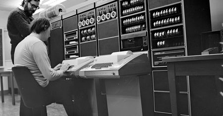 Eric Schmidt, Ken Thompson, Dennis Ritchie i inni. Hasła twórców Unixa złamane