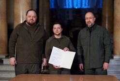Zełenski podpisał wniosek o członkostwo Ukrainy w Unii Europejskiej
