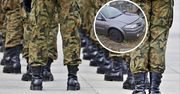 Wojsko znów wyprzedaje samochody. Oto co można kupić za 6 tys. zł