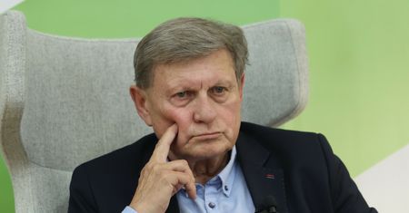 Prof. Balcerowicz wskazuje na różnicę między Polską a Czechami. "To jasny sygnał"
