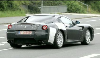 Ferrari Dino przyłapane na ringu