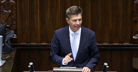 Tusk podjął decyzję: chce wotum zaufania. Petru odpowiada