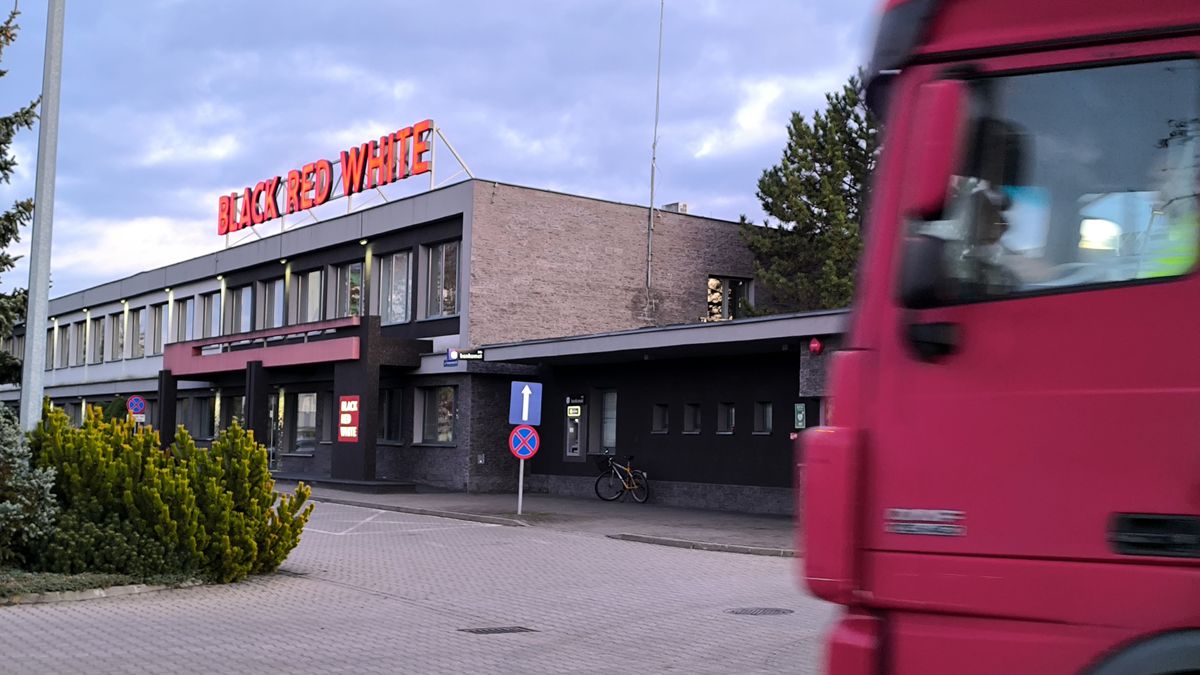 Zakład produkcyjny i siedziba zarządu Black Red White w Biłgoraj