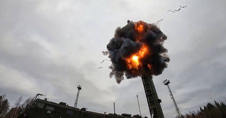Broń jądrowa na Białorusi? Jest odpowiedź z Rosji. "Rakiety w Polsce"