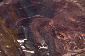 Śmigłowiec będzie szukał złóż rudy żelaza. Suwalszczyzna na oku Europy