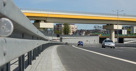 Warszawa. Wypadek z udziałem tira na S8