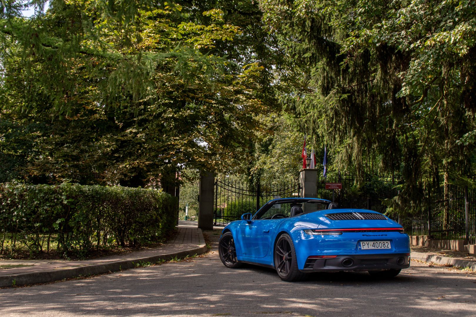Porsche 911 Carrera 4 GTS Cabriolet