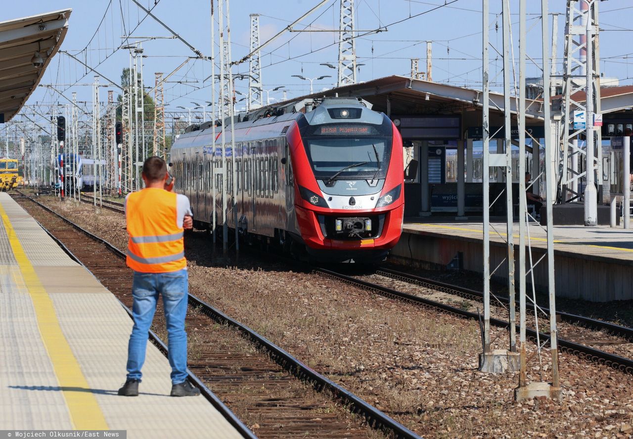 Gigant ostrzy zęby na głęboką modernizację kolejnej arcyważnej stacji w Warszawie