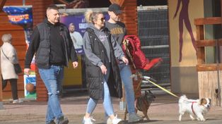 Sielpia: Nad zalewem tłumy. Przedwiosenna niedziela sprzyja spacerom