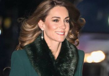 Wyszła w płaszczu w kratę. Ale buty księżnej Kate to hit sezonu