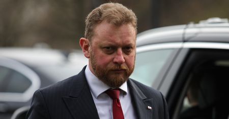 Koronawirus w Polsce a wybory prezydenckie. Nie ustaje krytyka ministra zdrowia Łukasza Szumowskiego