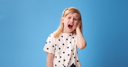 Zapalenie ucha u dziecka. Przyczyny, objawy i leczenie