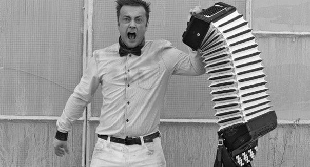 "Księga Emigrantów. Tom II" - nowa płyta projektu Czesław Śpiewa