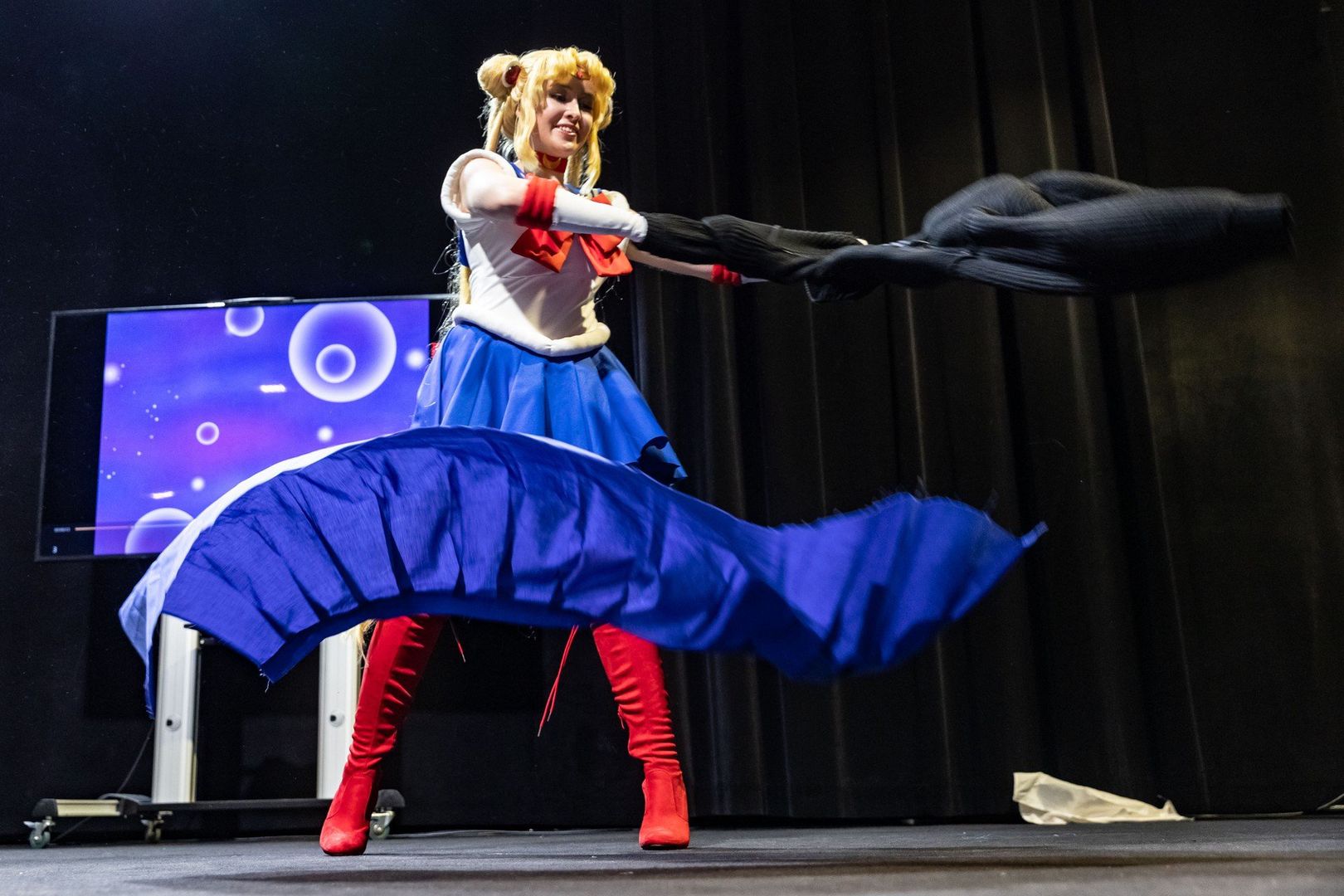 Pokaz cosplay podczas Krakowskiego Festiwalu Komiksu w klubie Studio 