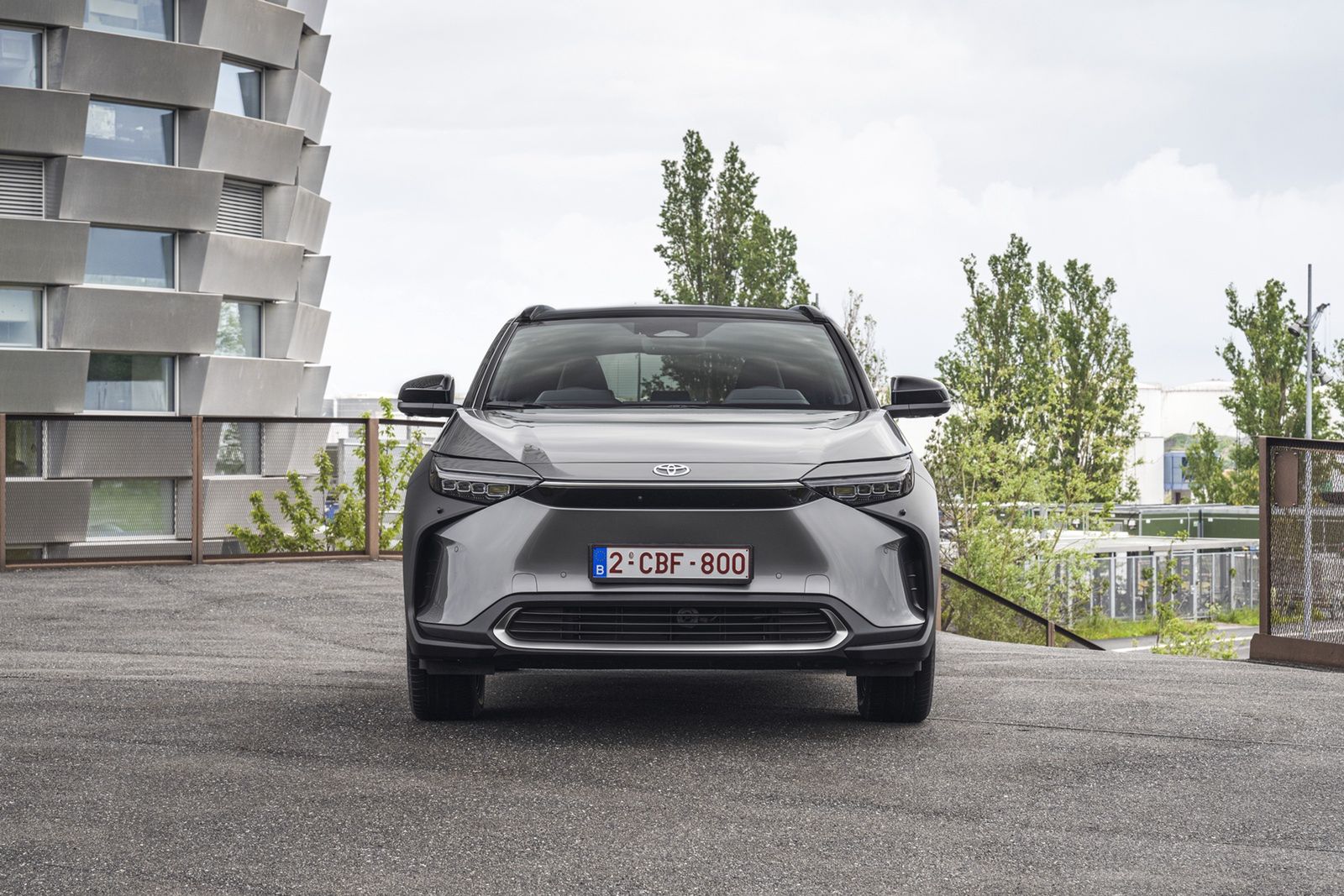 Toyota BZ4x wciąż rozczarowuje zasięgiem