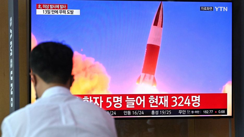 Korea Północna. Nagranie z testu "niezidentyfikowanego pocisku" pokazała publiczna telewizja
