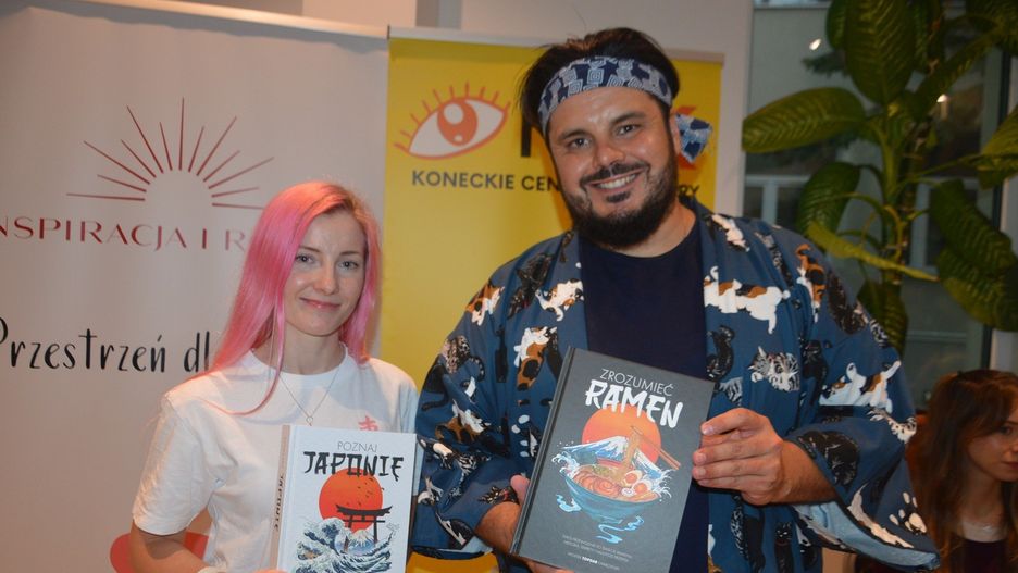 O Japonii w Koneckim Centrum Kultury opowiadali Kasia i Wojtek Grabowscy