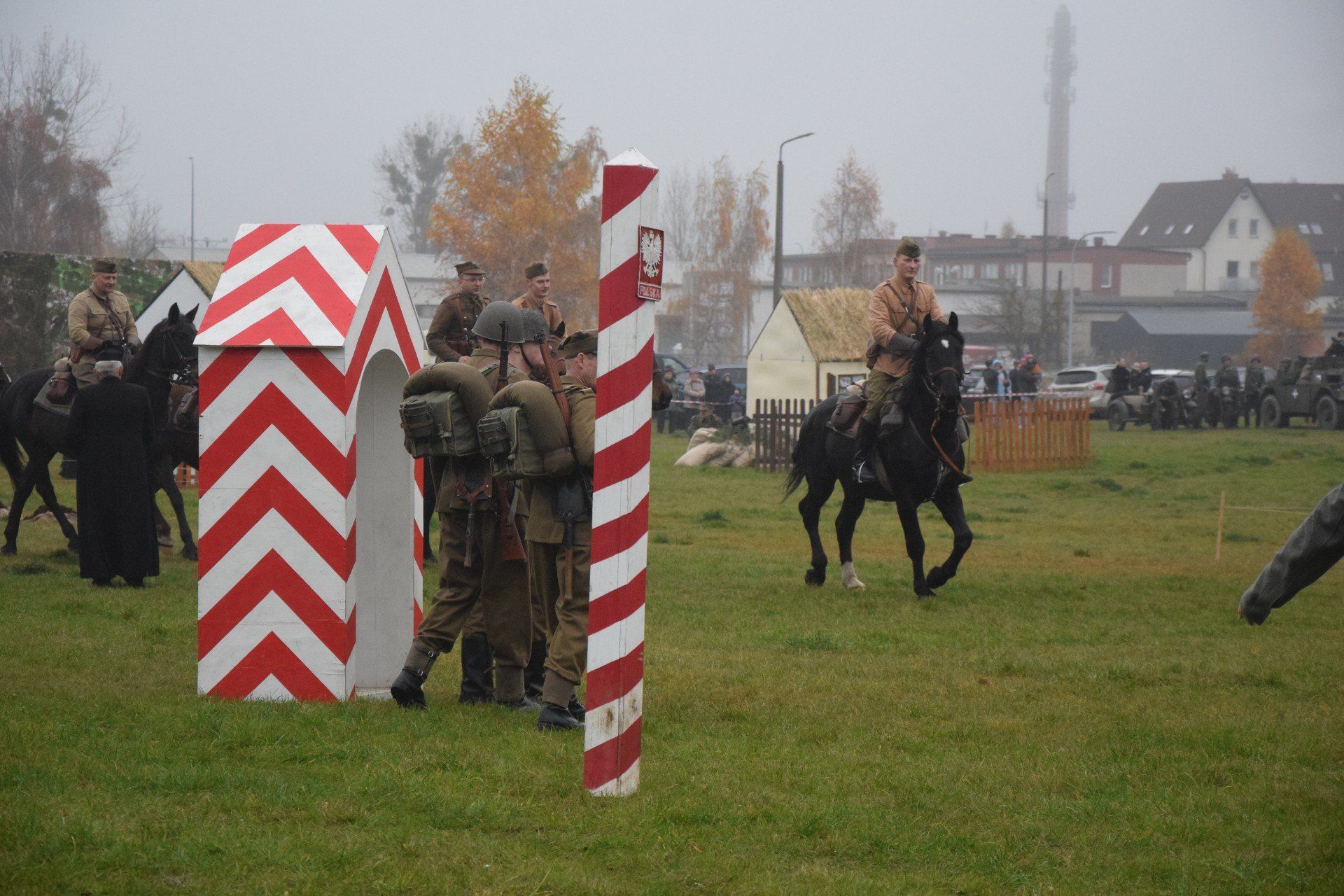 Inscenizacja w reżyserii Jerzego Hanisza zgromadziła tłuymy widzów