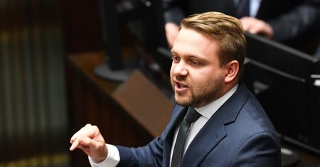 "Powinien być zdymisjonowany". B. senator PiS o premierze